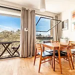 Appartement Elegant 16th - Near The Seine Parijs