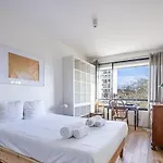 Appartement Elegant 16th - Near The Seine Parijs