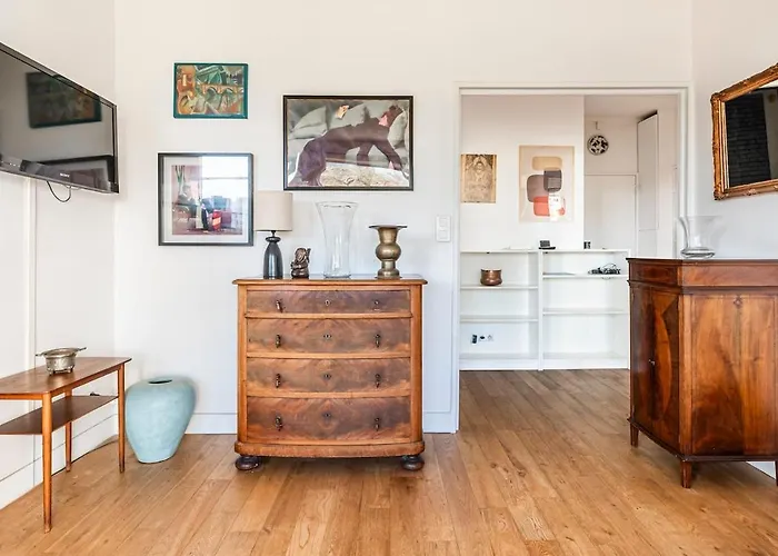 Elegant 16th - Near The Seine * Paříž